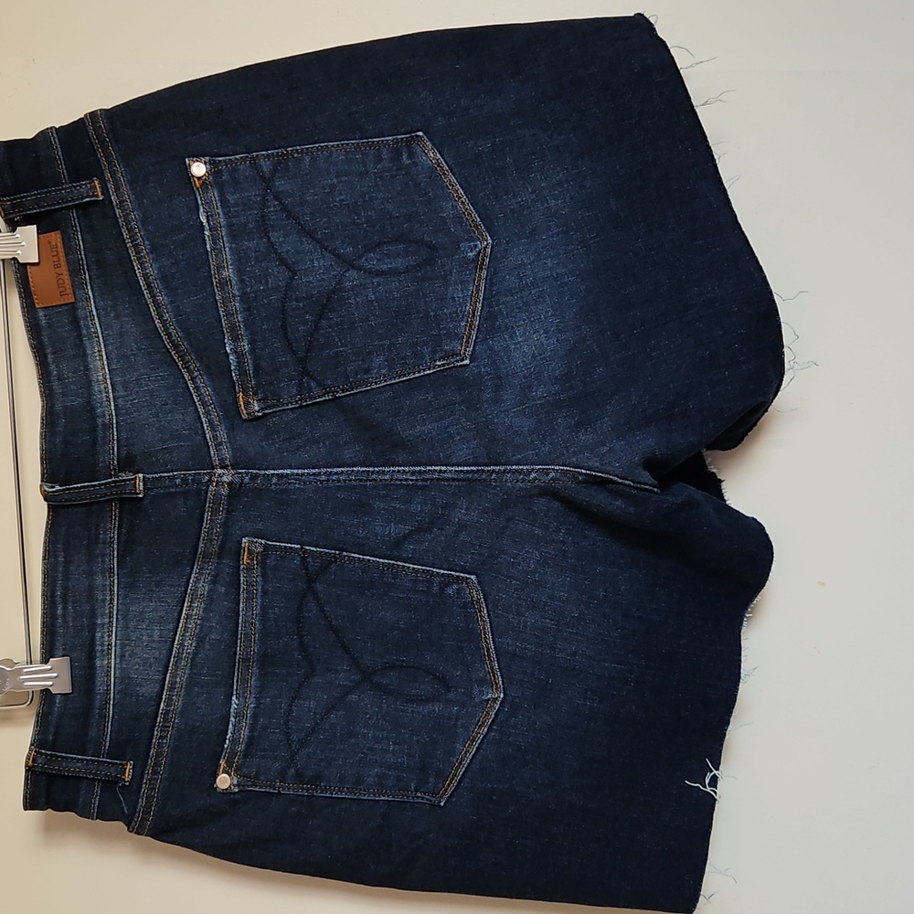 Judy Blue Darck Blue Cut Off Jean Shorts High-Waisted Button Fly Sz 1Xlarge - Picture 4 of 16